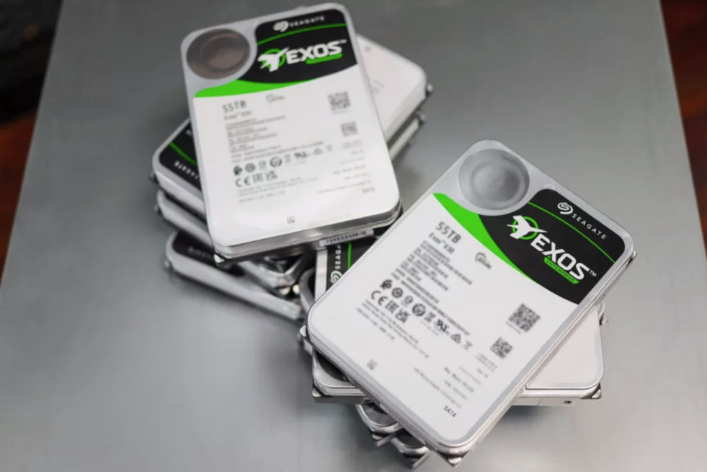 Seagate masters 6.9 TB platters and prepares to release a 55 TB HDD